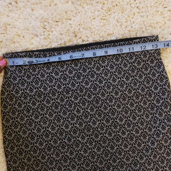 Ann Taylor Loft grey and black mini skirt - Picture 6 of 7